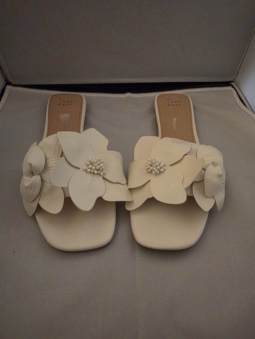 a new day Cream Floral Slide Sandals with Appliqué